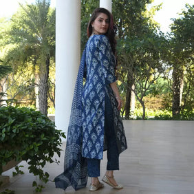 Admyrin Blue Cotton Blend Printed Readymade Kurta With Pant and Dupatta Set