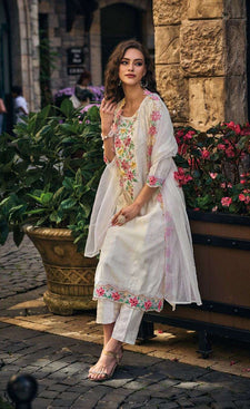 Admyrin White Georgette Embroidered Readymade Kurta With Pant and Dupatta Set